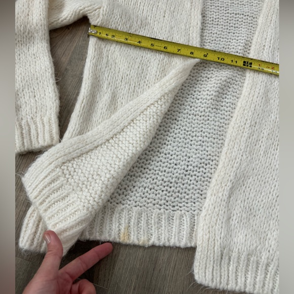 Urban outfitters cream cardigan chunky knit open front XS - Picture 6 of 9